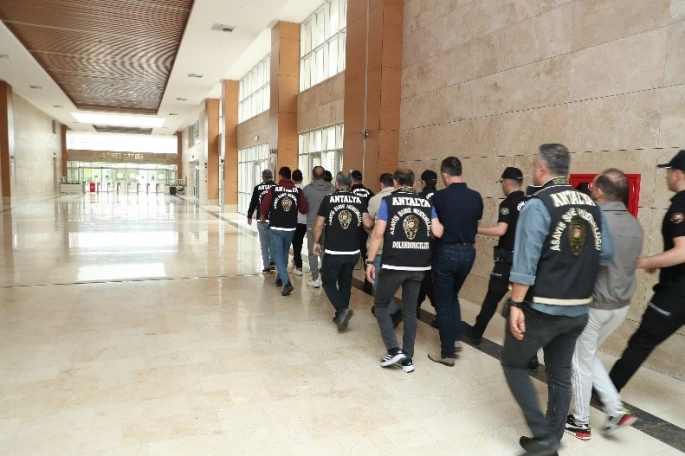 475 kişi tutuklandı 
