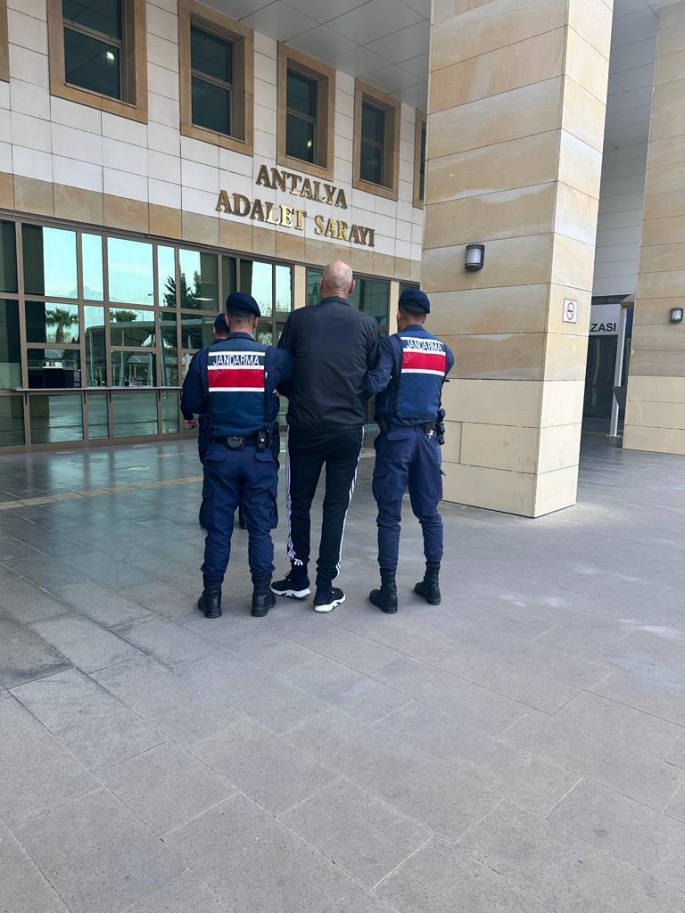 Aranan şahıs yakalandı