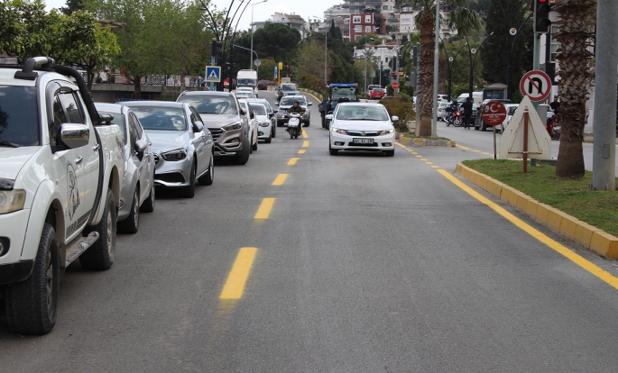 Büyükşehir yolları güvenli hale getiriyor