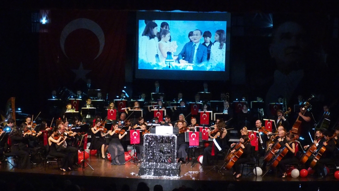 COŞKU DOLU 23 NİSAN KONSERLERİ