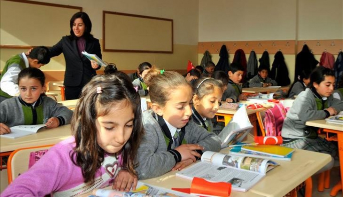 Ek kitaplar tartışma yarattı