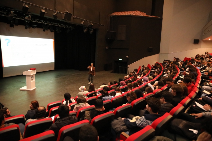 Etüt Merkezi Öğrencilerine Taktiklerle Paragraf Eğitimi