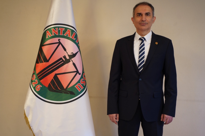 ‘Firari haberlerine itibar etmeyin!’