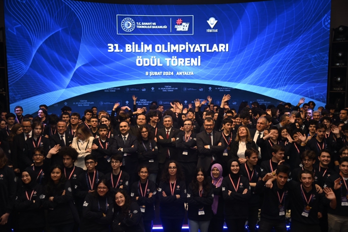 Geleceğin bilim insanları Antalya'da buluştu