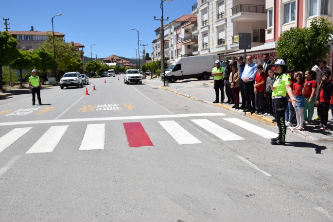 Güvenli trafik bilgilendirmesi yapıldı