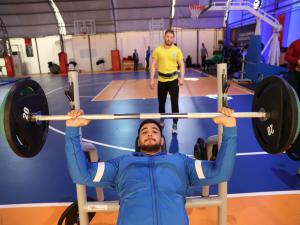 Altın Kemeri  Kazanmak İstiyorum