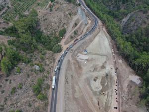 Antalya-Batı Antalya yolu kısalıyor