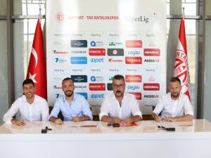 Antalyasporumuzda 3 İmza Birden