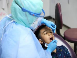  Diş Polikliniği Büyük İlgi Görüyor