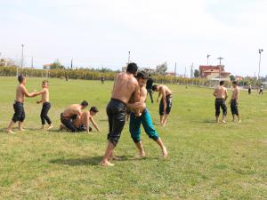 Döşemealtının Pehlivanları Kırkpınara Hazırlanıyor