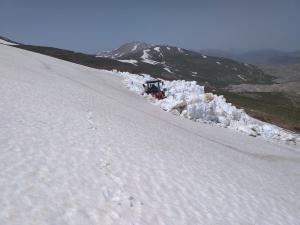 Göktepe Yaylasının Karlı Yolu Açılıyor