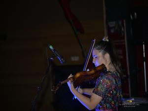Keman yıldızı Elif Eroğlu Fasta Büyüledi