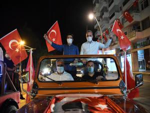 Konyaaltı 19.19da İstiklal Marşı ile yankılandı