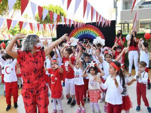 Konyaaltında 23 Nisan coşkusu başladı