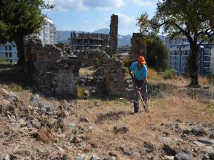 Naula Antik Kenti Temizleniyor