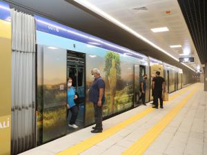 Raylı Sistem İlk Seferine Yoğun İlgiyle Başladı 