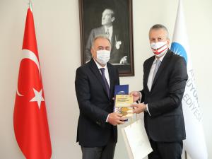 Romanya Büyükelçisi Sopanda Büyükşehiri Ziyaret Etti