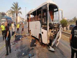 Turist Otobüsü Devrildi 4 Rus Turist Öldü