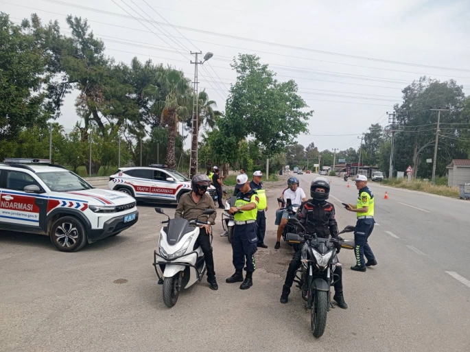 Motosiklet denetimine takıldılar