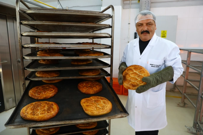 Ramazan pidesi 15 TL 