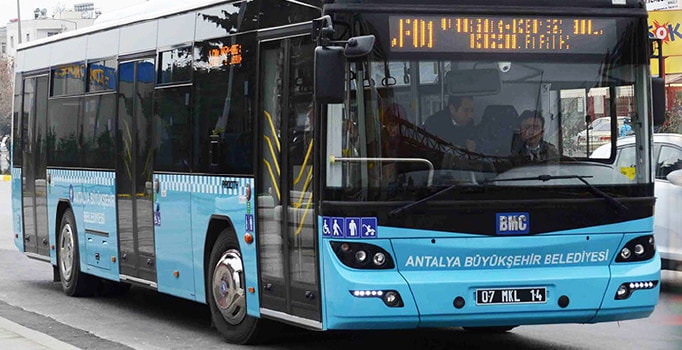 Resmi plakalı otobüsleri Büyükşehir kendi işletecek