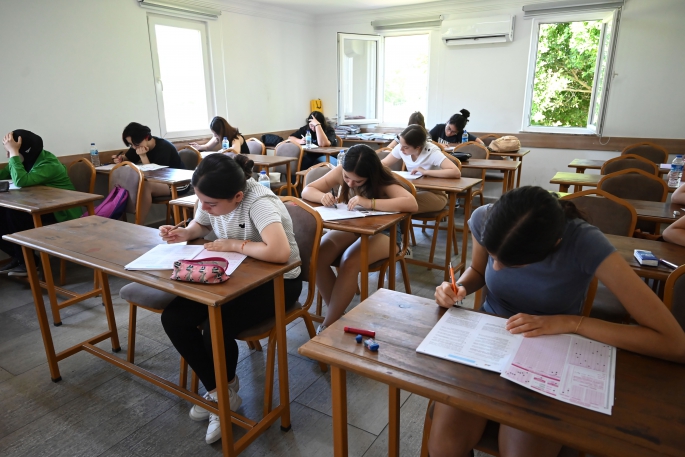 Sınıf belirleme sınavları başladı