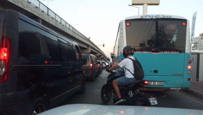 Trafikte makas tehlikesi
