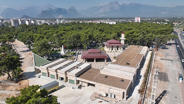 Uncalı Kent Mezarlığı yeniden hizmette 