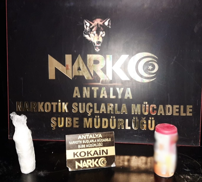 Uyuşturucuya 17 tutuklama 