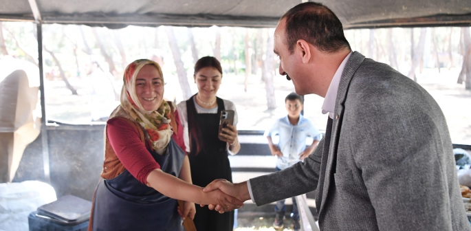 YEREL ÜRETİCİ İLE TÜKETİCİ KONYAALTI’NDA BULUŞTU
