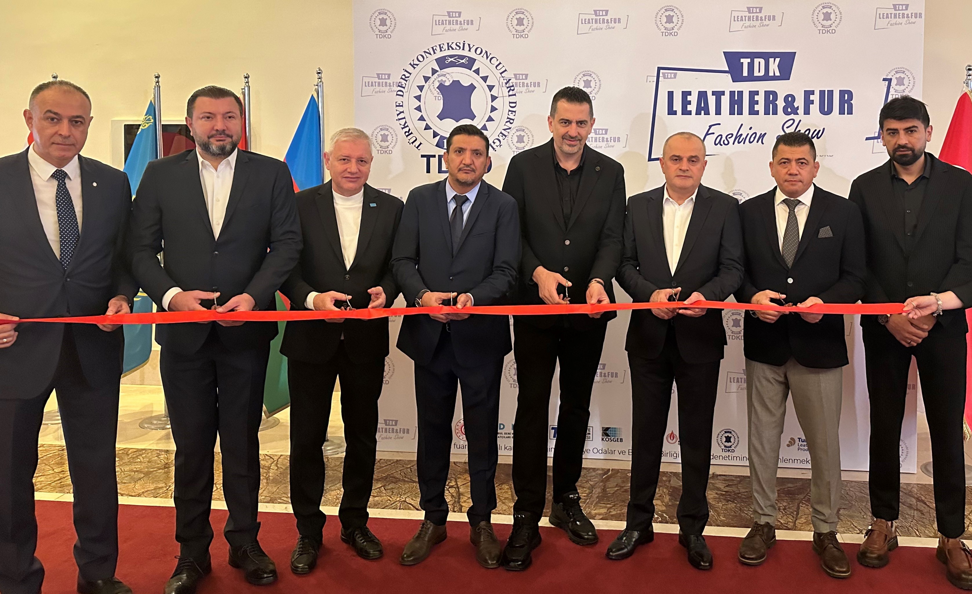 Türk derisi için Antalya’ya geldiler